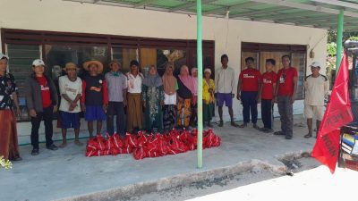 PAC PDI Perjuangan Gayam Salurkan Bantuan untuk Korban Gempa Pulau Sapudi